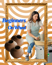 Load image into Gallery viewer, Ladies Wheel throwing Class  ورشة خاصة بالنساء للمبتدئين